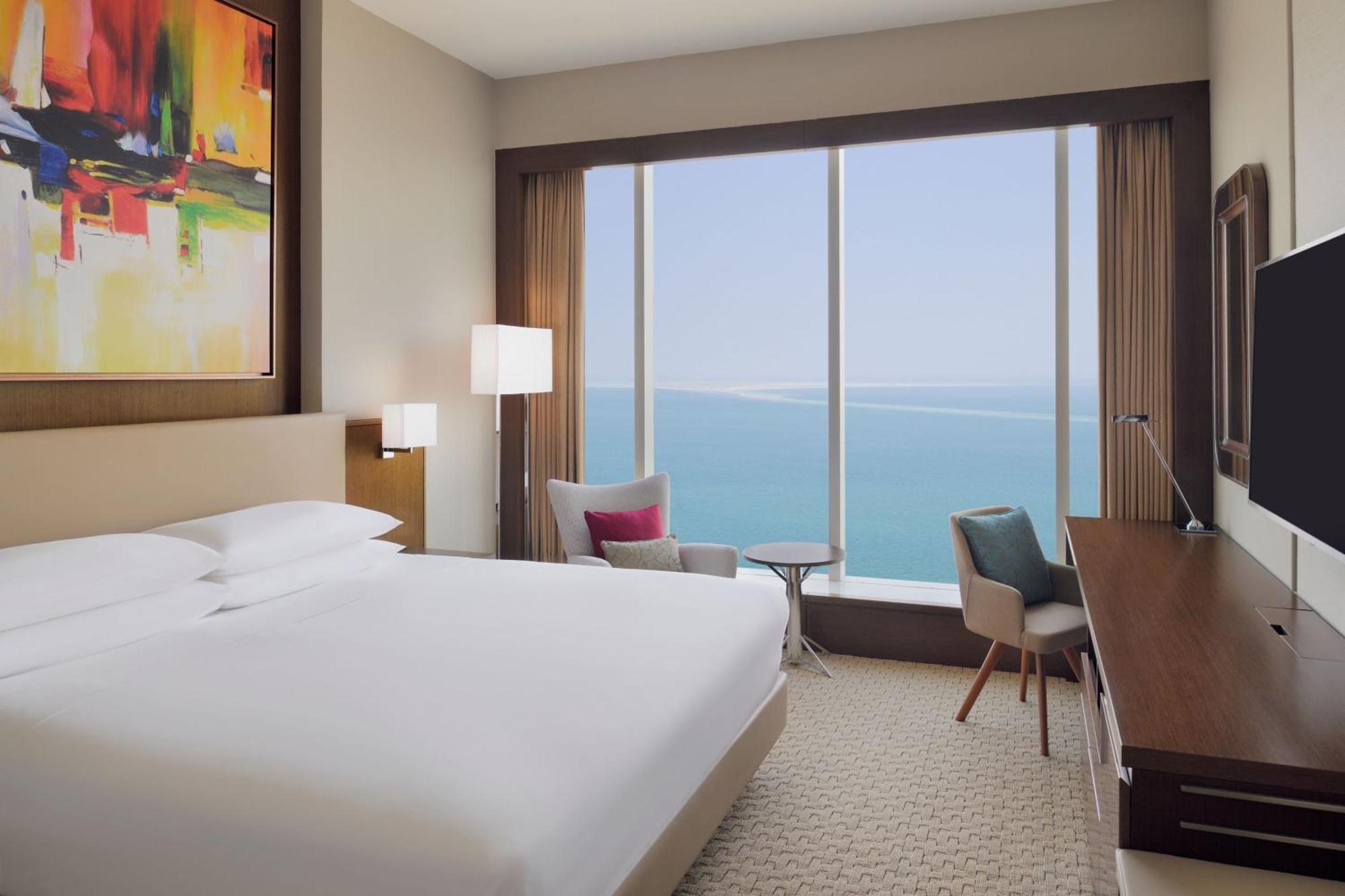 Delta Hotels By Marriott City Center Doha Luaran gambar A guest room at the hotel